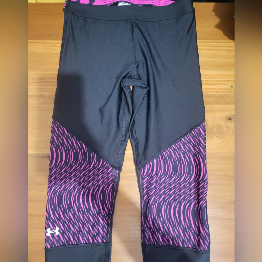Medium Underarmour Compression Leggings size Small